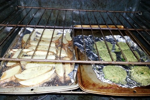 easy veggie burger - spinach and chickpea veggie burger