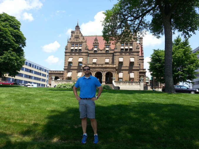 B in front of the Pabst Mansion