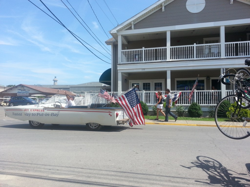 Parade! Every Sunday the island has an antique car parade.