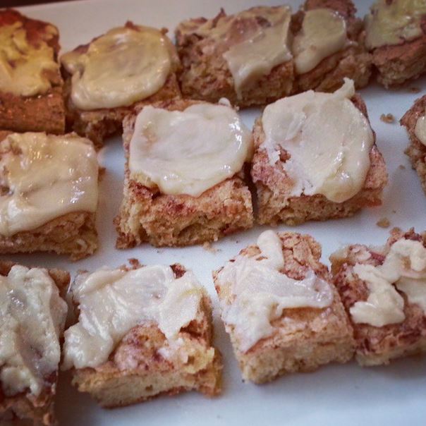 apple bars with brown butter maple glaze - i crashed the web