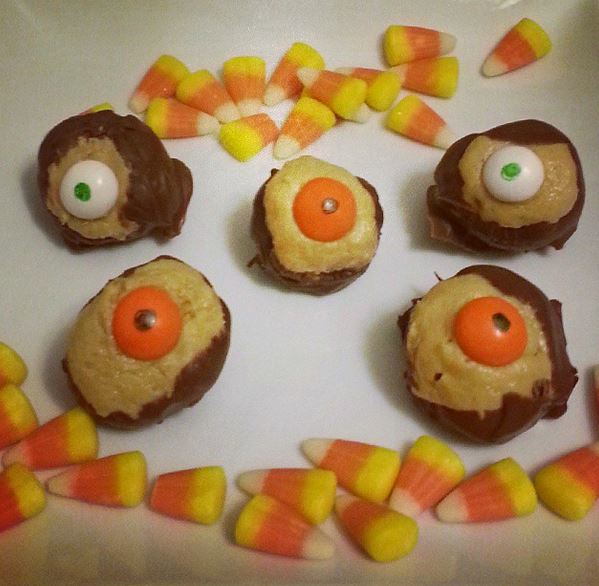 Spooky Eyeball Halloween Candy Corn Buckeyes - i crashed the web