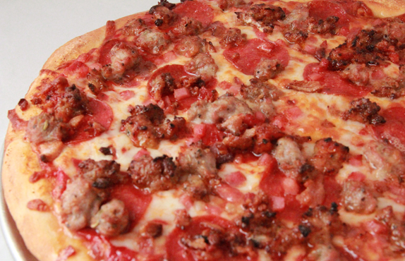 (photo from Angelo's website but this is pretty much what our pizza looked like)