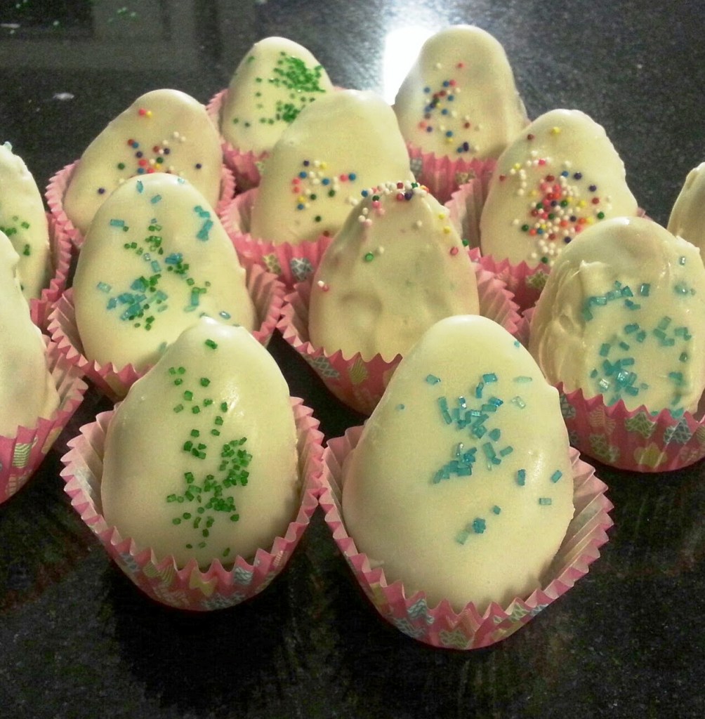 Here's what I ended up making - cookie dough easter eggs!