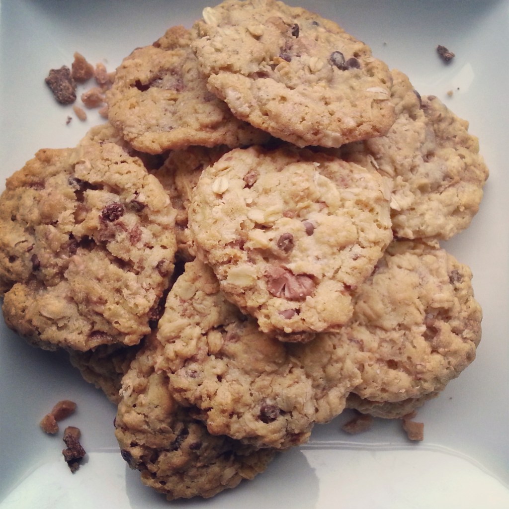 Oatmeal Heath Bar Cookies omg - i crashed the web