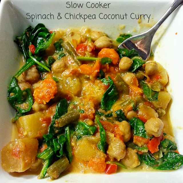 Slow Cooker Spinach and Chickpea Coconut Curry - icrashedtheweb