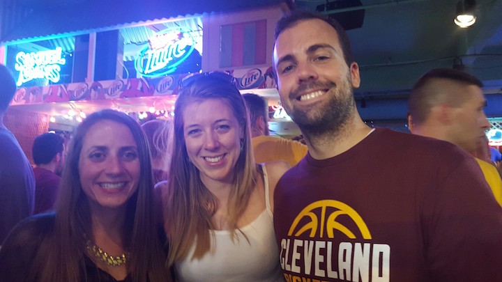 game watch at Thirsty Parrot