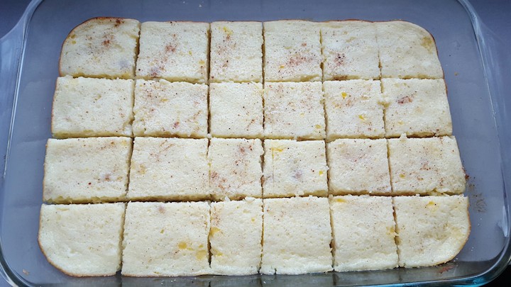 The bars, out of the oven. YUM.